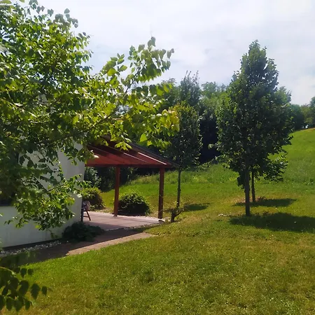 Bíbor-lak ökoszálláshely